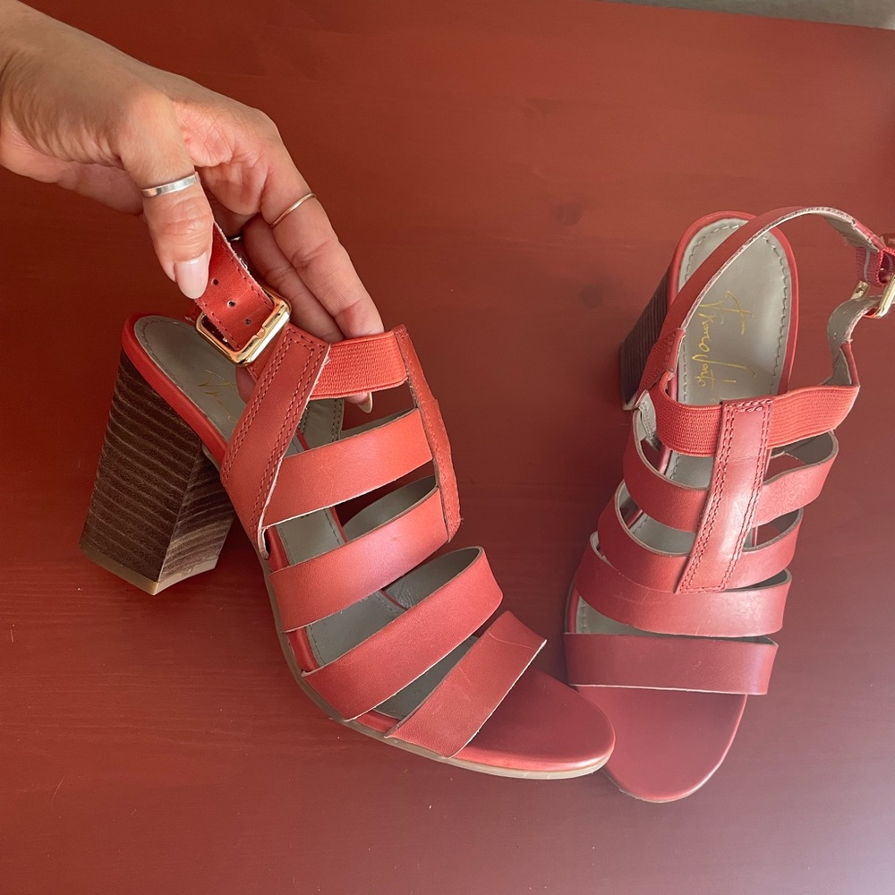 Franco Sarto heeled sandals size 6